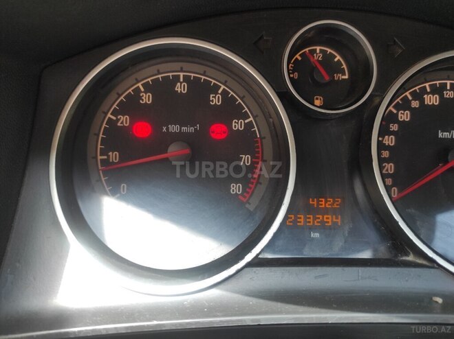 Opel Astra 2010, 230,000 km - 1.4 l - Gəncə
