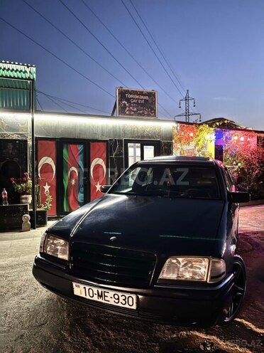 Mercedes C 250 1996, 400,000 km - 2.5 l - Ucar
