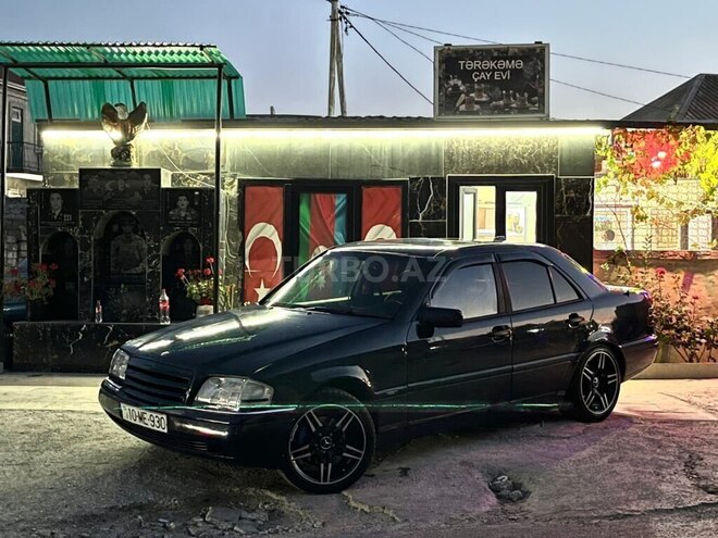 Mercedes C 250 1996, 400,000 km - 2.5 l - Ucar