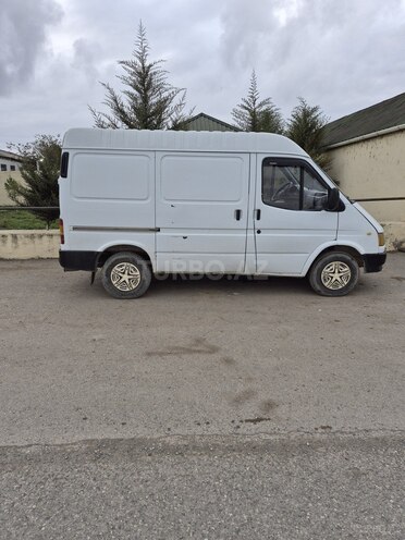 Ford Transit 1998, 263,486 km - 2.5 l - Quba