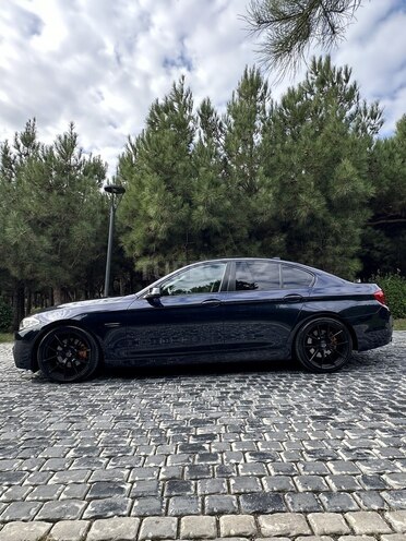 BMW 528 2014, 258,000 km - 2.0 л - Bakı