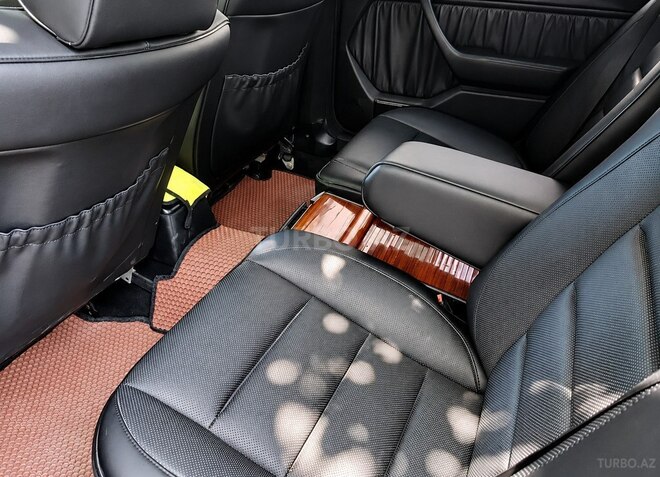 Mercedes 300 D 1988, 230,000 km - 3.0 l - Bakı