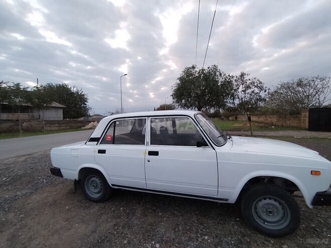 LADA (VAZ) 2107 2009, 16,000 km - 1.7 l - Neftçala