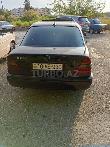 Mercedes C 250 1996, 400,000 km - 2.5 l - Ucar