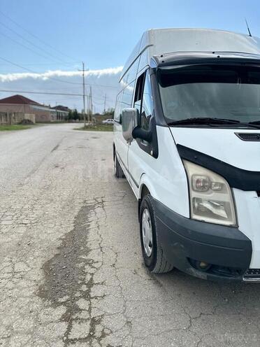 Ford Transit 2011, 354,461 km - 2.4 l - Quba