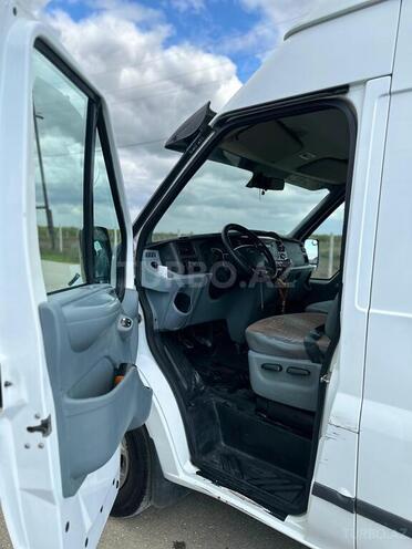 Ford Transit 2011, 354,461 km - 2.4 l - Quba