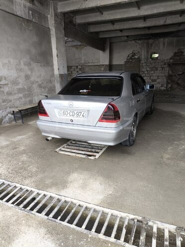 Mercedes C 180 1993, 600,000 km - 1.8 l - Tovuz