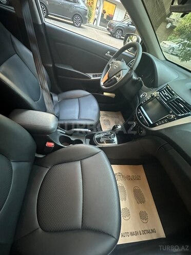 Hyundai Accent 2018, 251,000 km - 1.4 l - Bakı