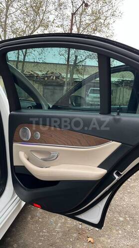 Mercedes E 300 2017, 134,000 km - 2.0 l - Gəncə