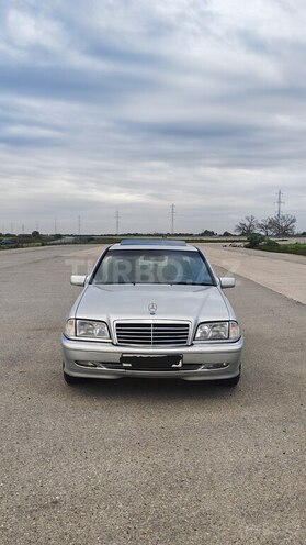 Mercedes C 180 1998, 430,000 km - 1.8 l - Salyan