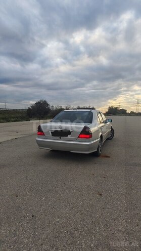 Mercedes C 180 1998, 430,000 km - 1.8 l - Salyan