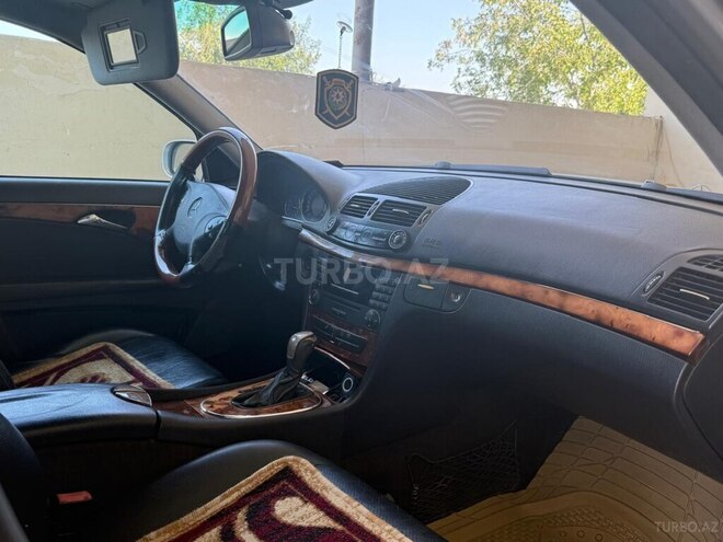 Mercedes E 200 2004, 270,000 km - 1.8 л - Gəncə