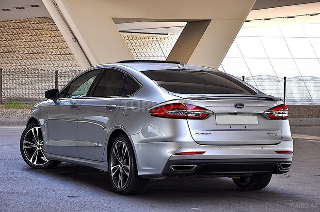 Ford Fusion (North America) 2019, 107,000 km - 2.0 л - Bakı