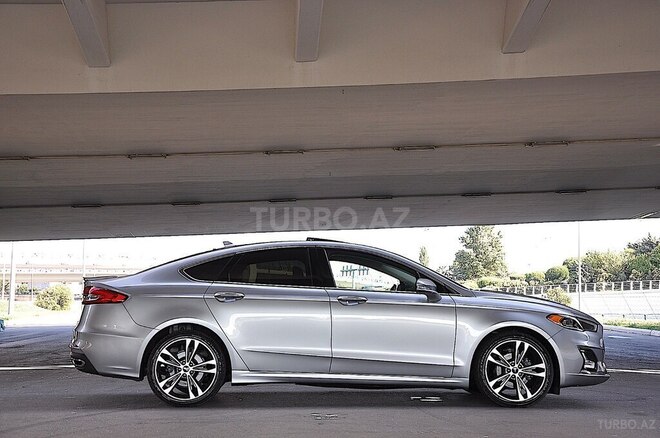 Ford Fusion (North America) 2019, 107,000 km - 2.0 л - Bakı