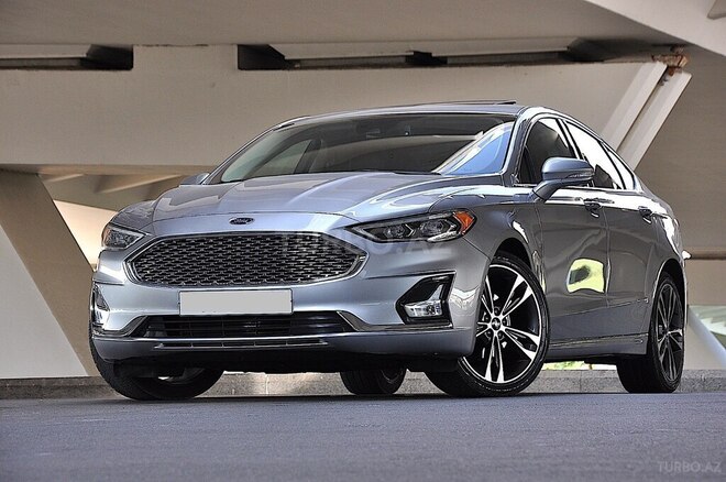 Ford Fusion (North America) 2019, 107,000 km - 2.0 л - Bakı
