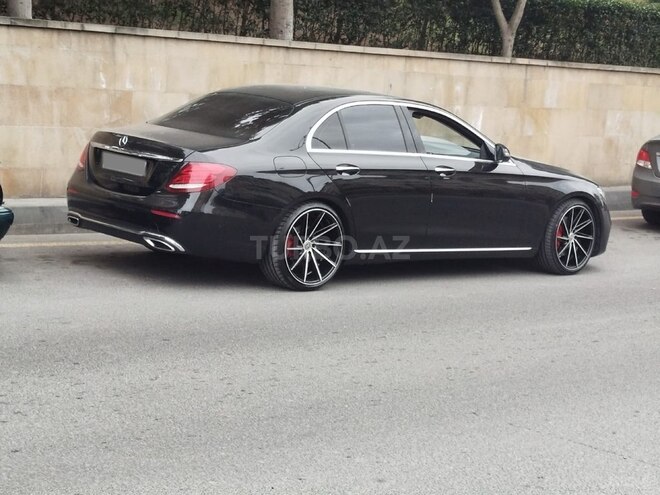 Mercedes E 220 d 2016, 230,000 km - 2.0 л - Bakı