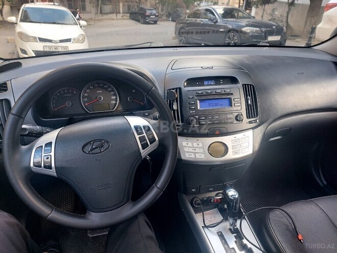 Hyundai Elantra 2010, 189,000 km - 2.0 l - Bakı