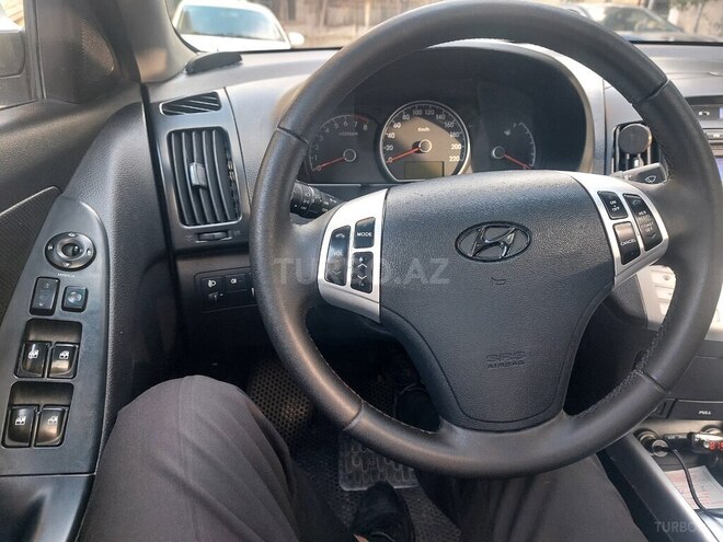 Hyundai Elantra 2010, 189,000 km - 2.0 l - Bakı
