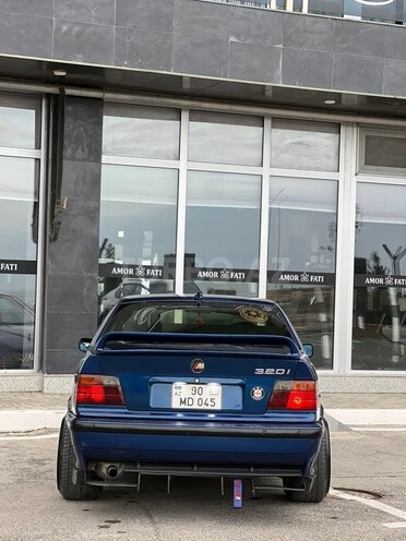 BMW 320 1998, 335,000 km - 2.0 л - Sumqayıt