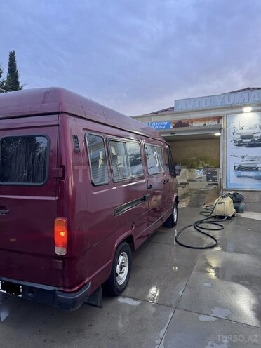 Mercedes 208 D 1994, 222,000 km - 2.4 l - Şirvan