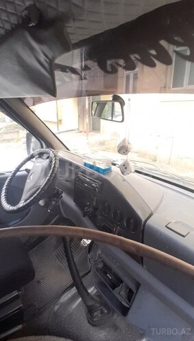 Mercedes Sprinter 315 1995, 280,000 km - 2.9 l - Qazax
