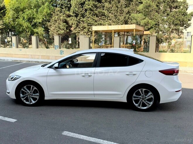 Hyundai Elantra 2017, 118,000 km - 1.6 l - Bakı