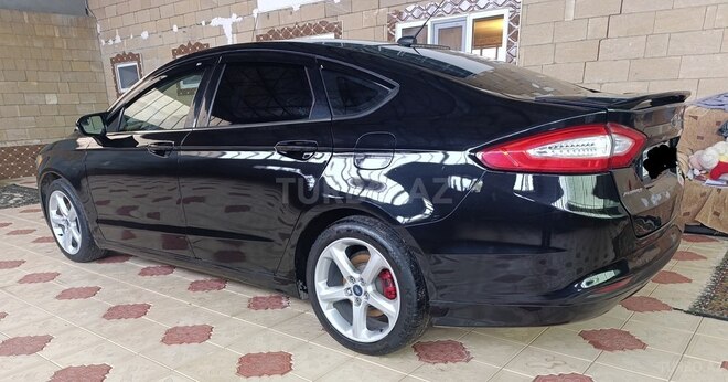 Ford Fusion (North America) 2013, 248,000 km - 1.6 l - Gədəbəy