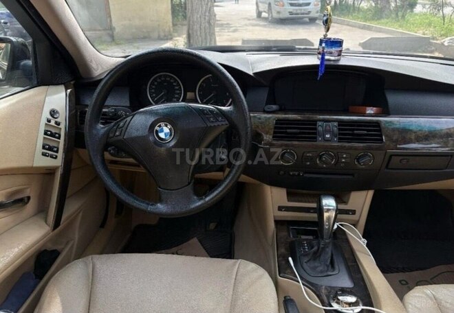 BMW 525 2004, 379,000 km - 2.5 l - Gəncə