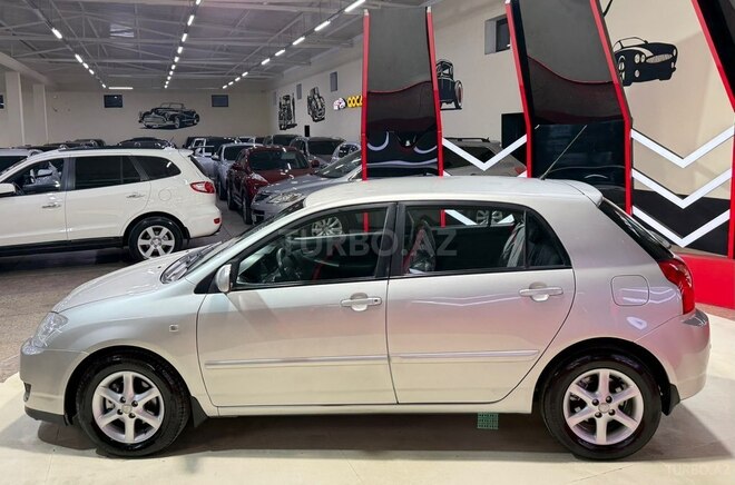 Toyota Corolla 2004, 270,000 km - 1.4 l - Sumqayıt