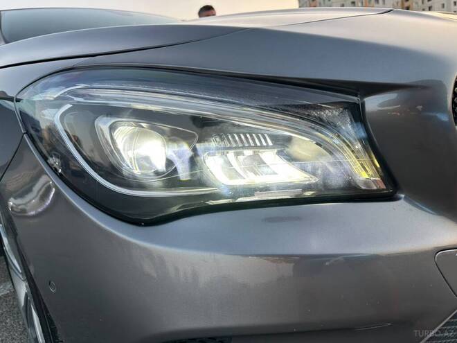 Mercedes  2016, 218,000 km - 1.5 l - Bakı