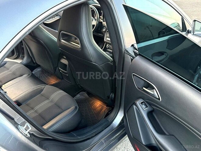 Mercedes  2016, 218,000 km - 1.5 l - Bakı