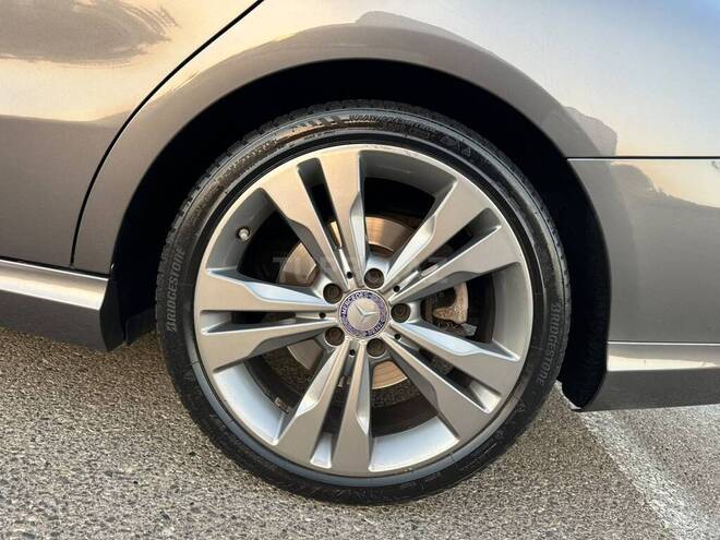 Mercedes  2016, 218,000 km - 1.5 l - Bakı