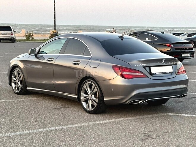 Mercedes  2016, 218,000 km - 1.5 l - Bakı