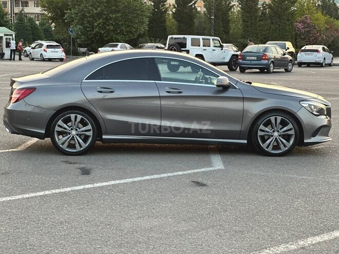 Mercedes  2016, 218,000 km - 1.5 l - Bakı