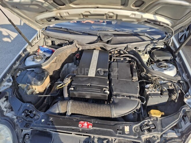 Mercedes C 200 2002, 370,000 km - 1.8 l - Bakı
