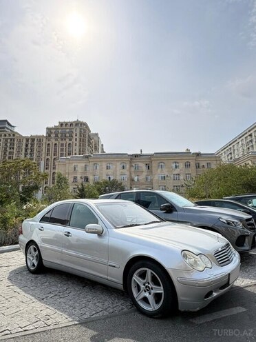 Mercedes C 200 2002, 370,000 km - 1.8 l - Bakı