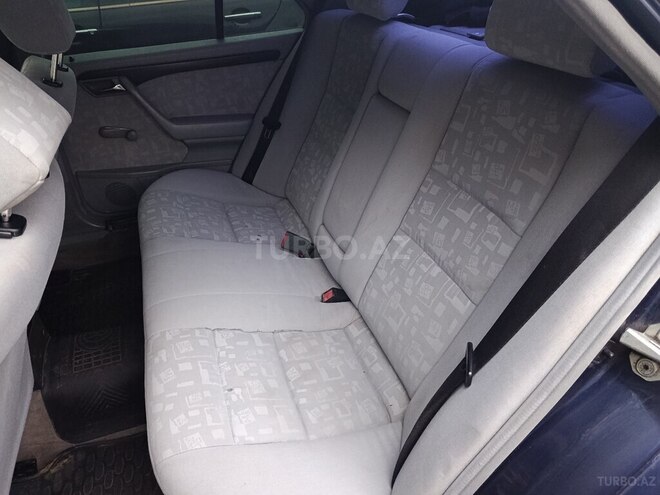 Mercedes C 180 1995, 452,000 km - 1.8 l - Cəlilabad