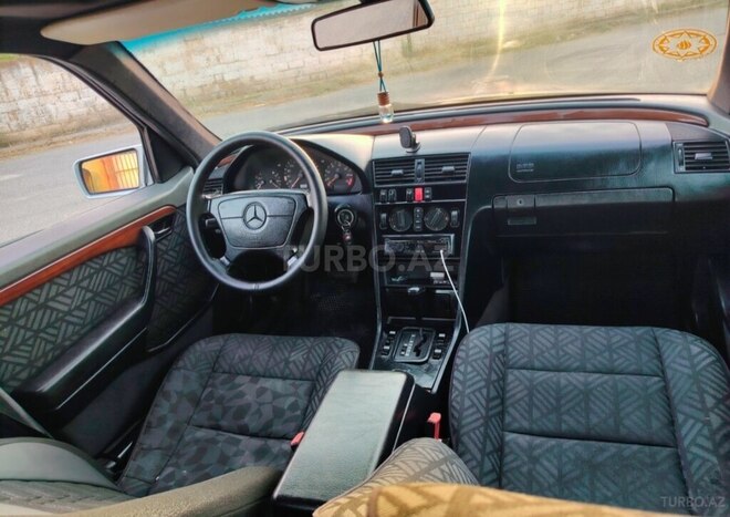 Mercedes C 280 1995, 250,000 km - 2.8 l - Beyləqan