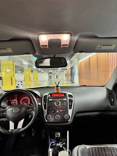 Kia Ceed 2009, 370,000 km - 1.4 l - Gəncə