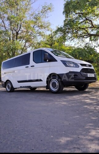 Ford Tourneo Custom 2015, 525,332 km - 2.0 l - Naxçıvan