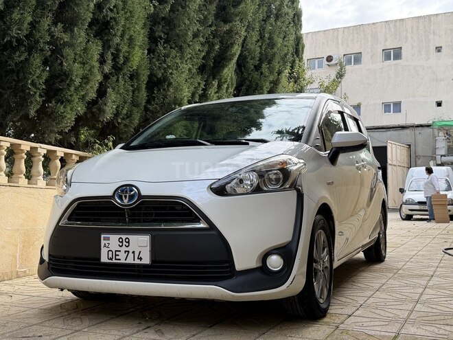 Toyota Sienta 2016, 130,000 km - 1.5 l - Bakı