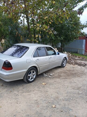 Mercedes C 220 1996, 650,656 km - 2.2 l - Cəlilabad