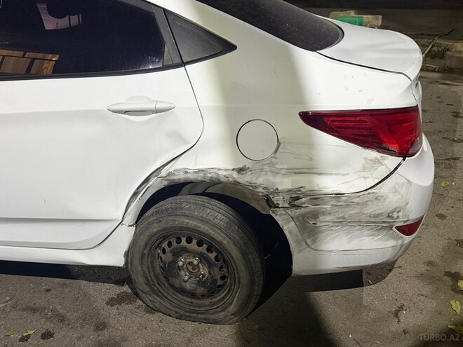Hyundai Accent 2016, 231,222 km - 1.6 л - Bakı