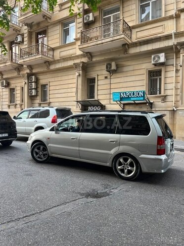 Mitsubishi Chariot 2002, 550,000 km - 2.4 l - Bakı