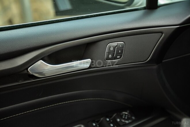 Ford Fusion (North America) 2019, 145,000 km - 2.0 l - Şəmkir