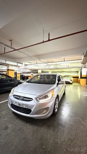 Hyundai Accent 2017, 299,338 km - 1.6 l - Bakı