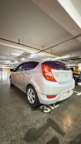 Hyundai Accent 2017, 299,338 km - 1.6 l - Bakı