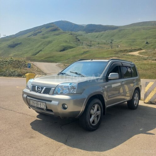 Nissan X-Trail 2003, 285,000 km - 2.0 l - Qusar
