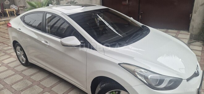 Hyundai Elantra 2012, 296,000 km - 1.6 l - Biləsuvar