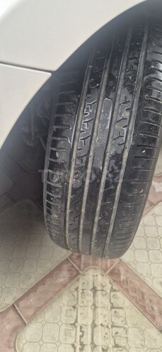 Hyundai Elantra 2012, 296,000 km - 1.6 l - Biləsuvar